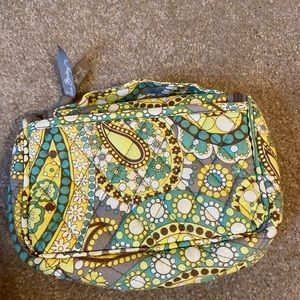 Vera Bradley travel bag